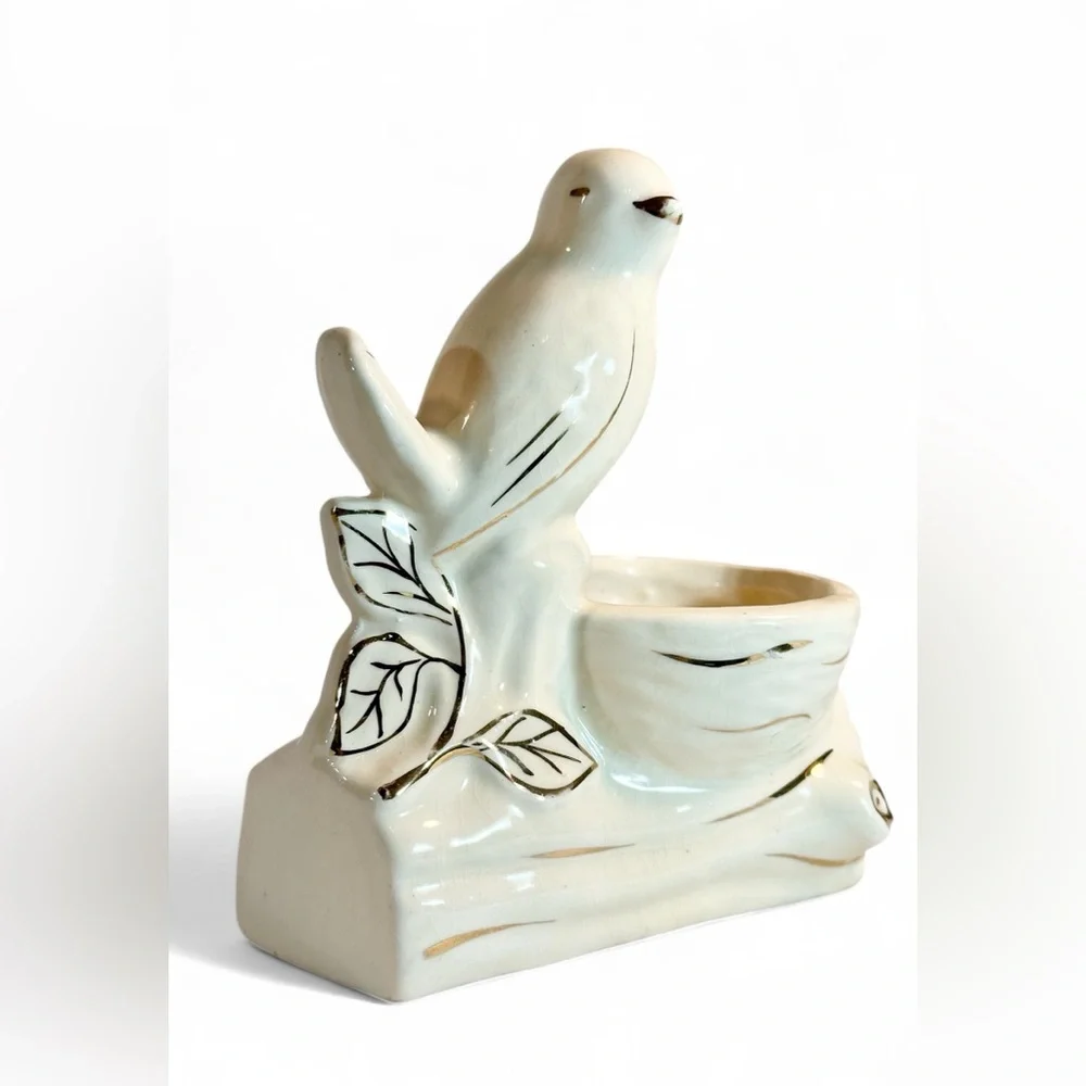 1920s Shawnee Pottery Ceramic Bird on Nest
Planter Creamy White with Gold - Picture 3 of 8